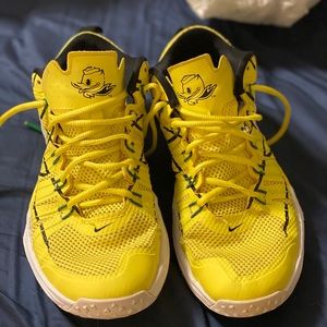 Oregon Ducks Nike shoes (10) men’s